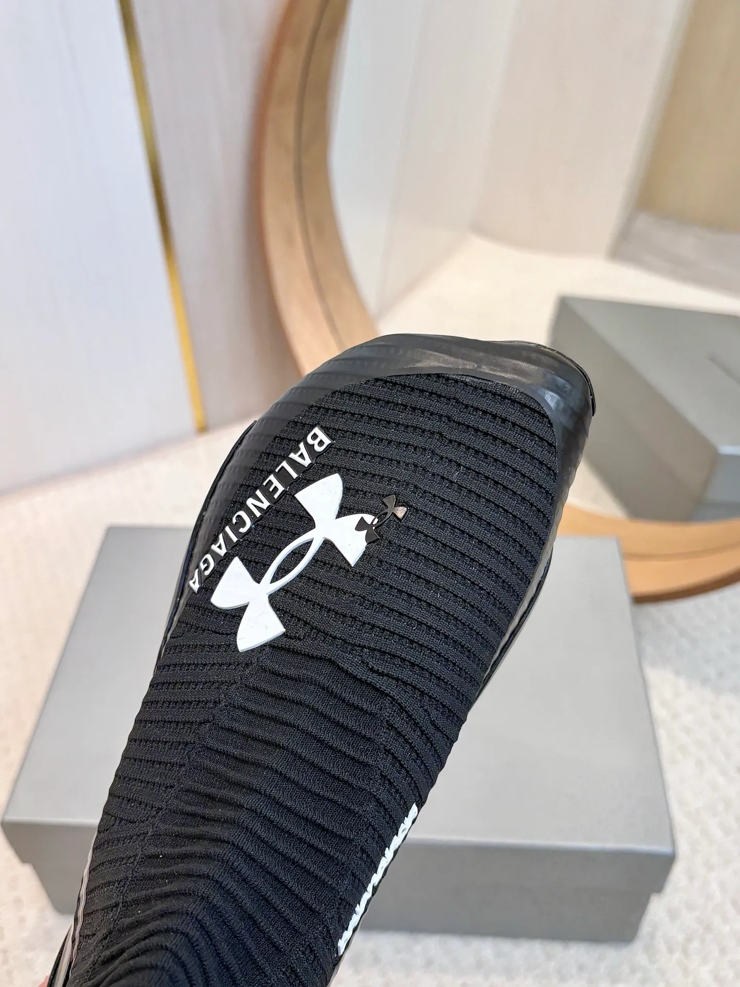 👟👟Ex-factory price 620👟👟 Men's model ➕20 Balenciaga Original outsole Size: #female 35-40 #male 39-45 (female 40 and male 45 are custom-made and cannot be returned or exchanged)
